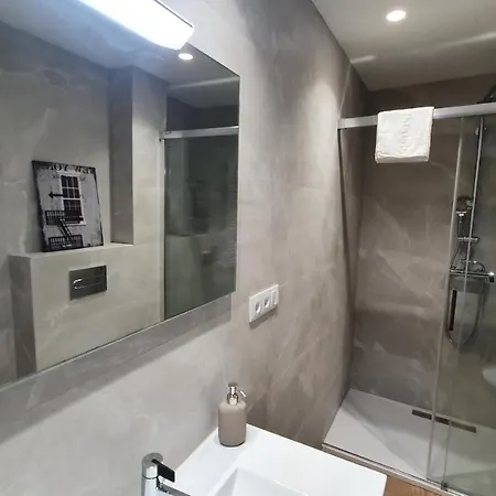 Auditorio Vicele - 2 Hab Y Sofa-cama - Wifi - Vut-6774-as